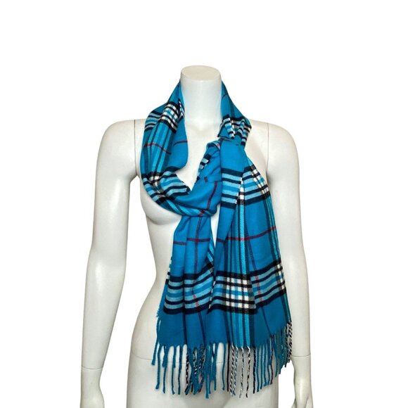 100% Cashmere Scarf Blue Black Plaid Fringe Rectangular  Made In England - Picture 3 of 5